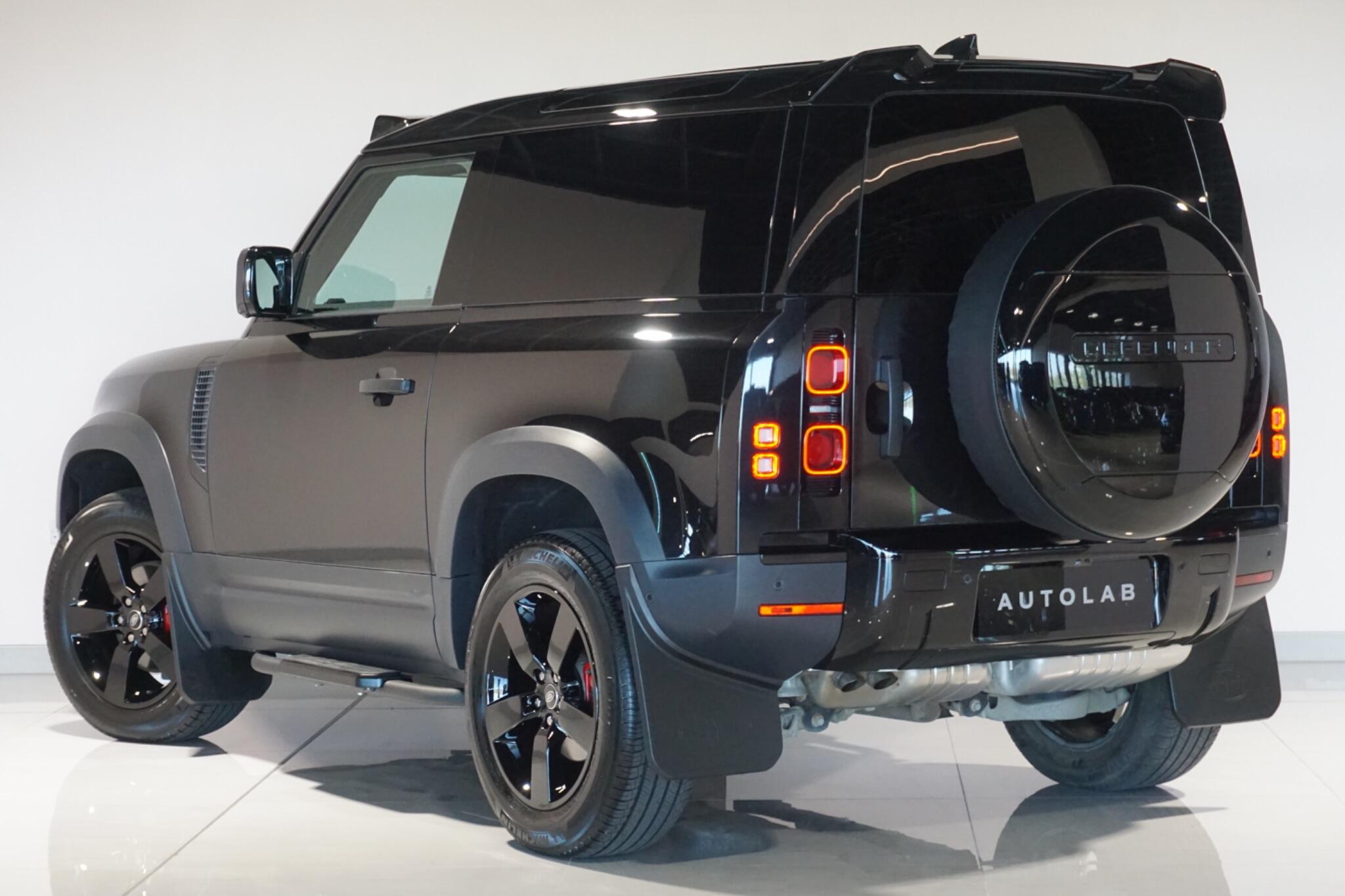 Land Rover Defender 90 3.0 D250 MHEV Hard Top SUV 3dr Diesel Auto 4WD SWB Euro 6 (s/s) (250 ps)